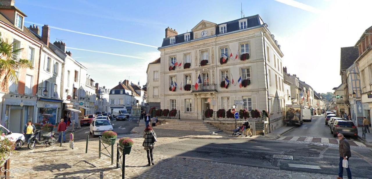 Hotel Le Fontenoy Provins Esterno foto