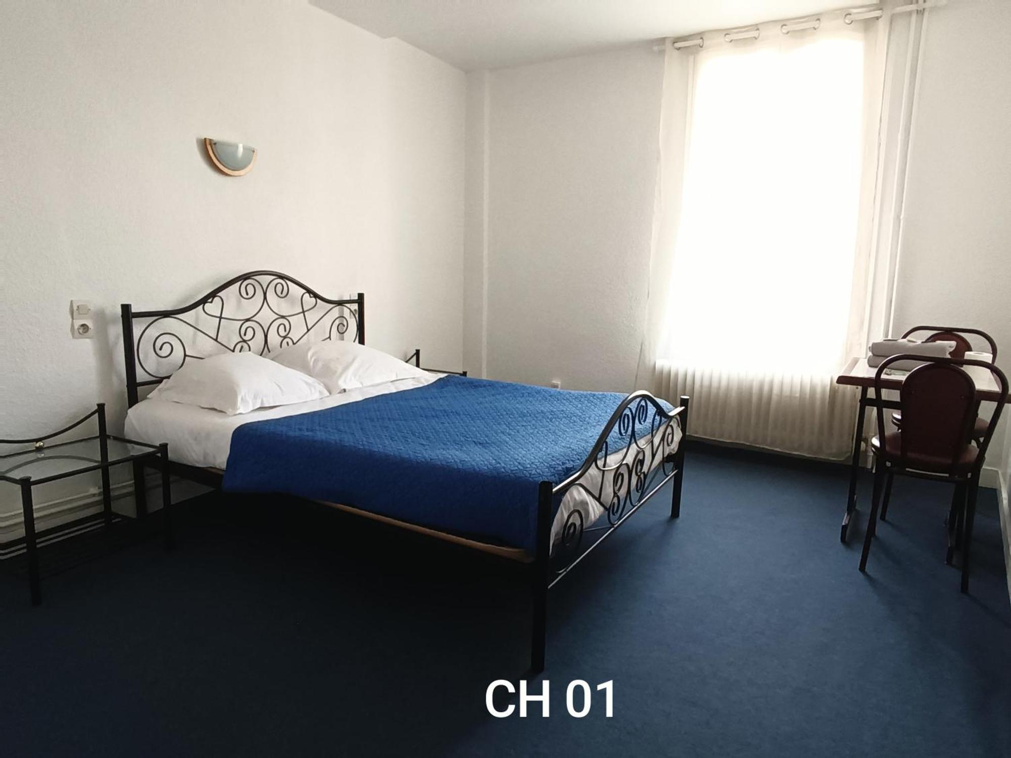 Hotel Le Fontenoy Provins Esterno foto